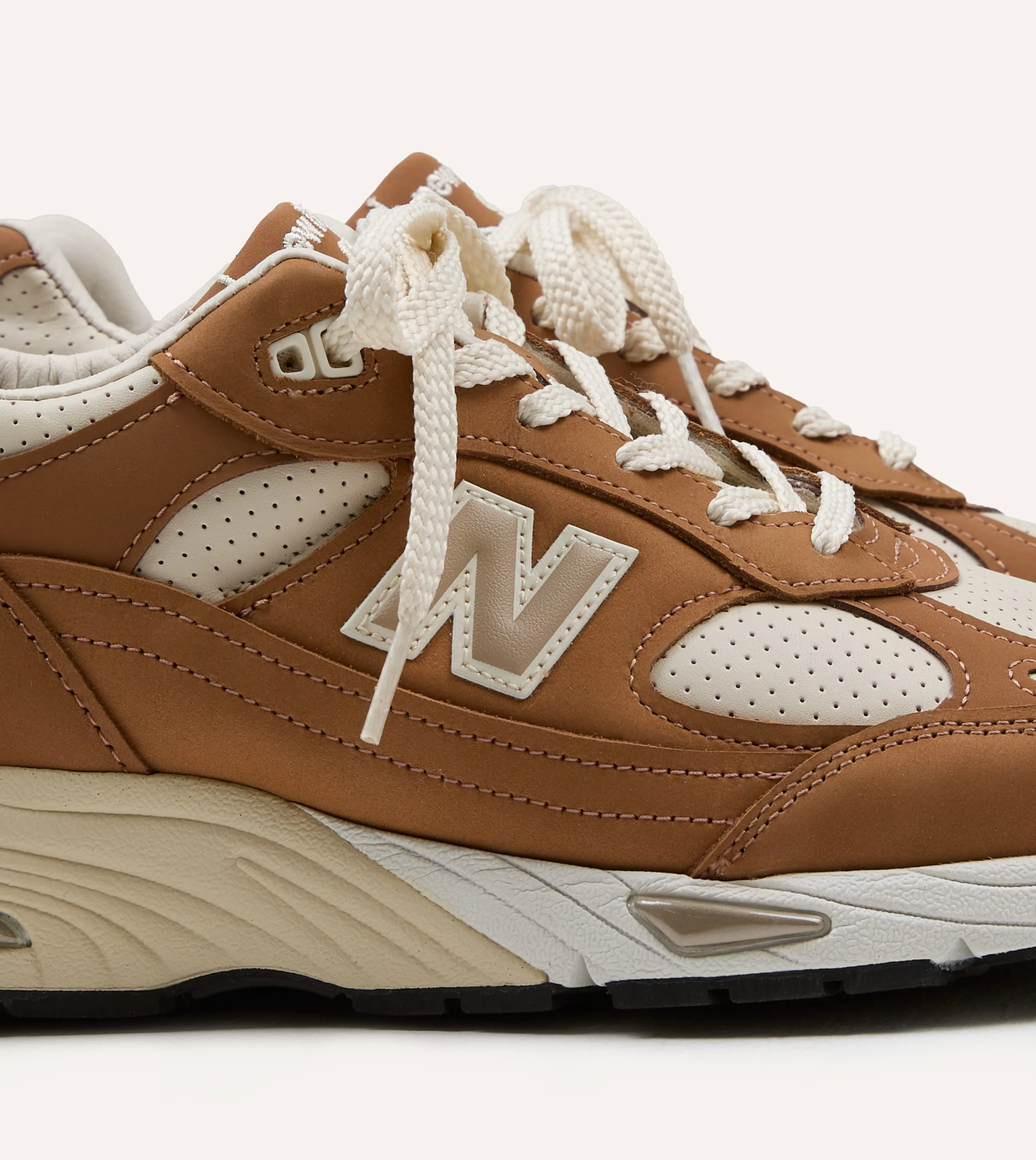 New Balance 'Luxe Nubuck' Chipmunk and Birch Made in UK 991v1 Trainers - Image 3