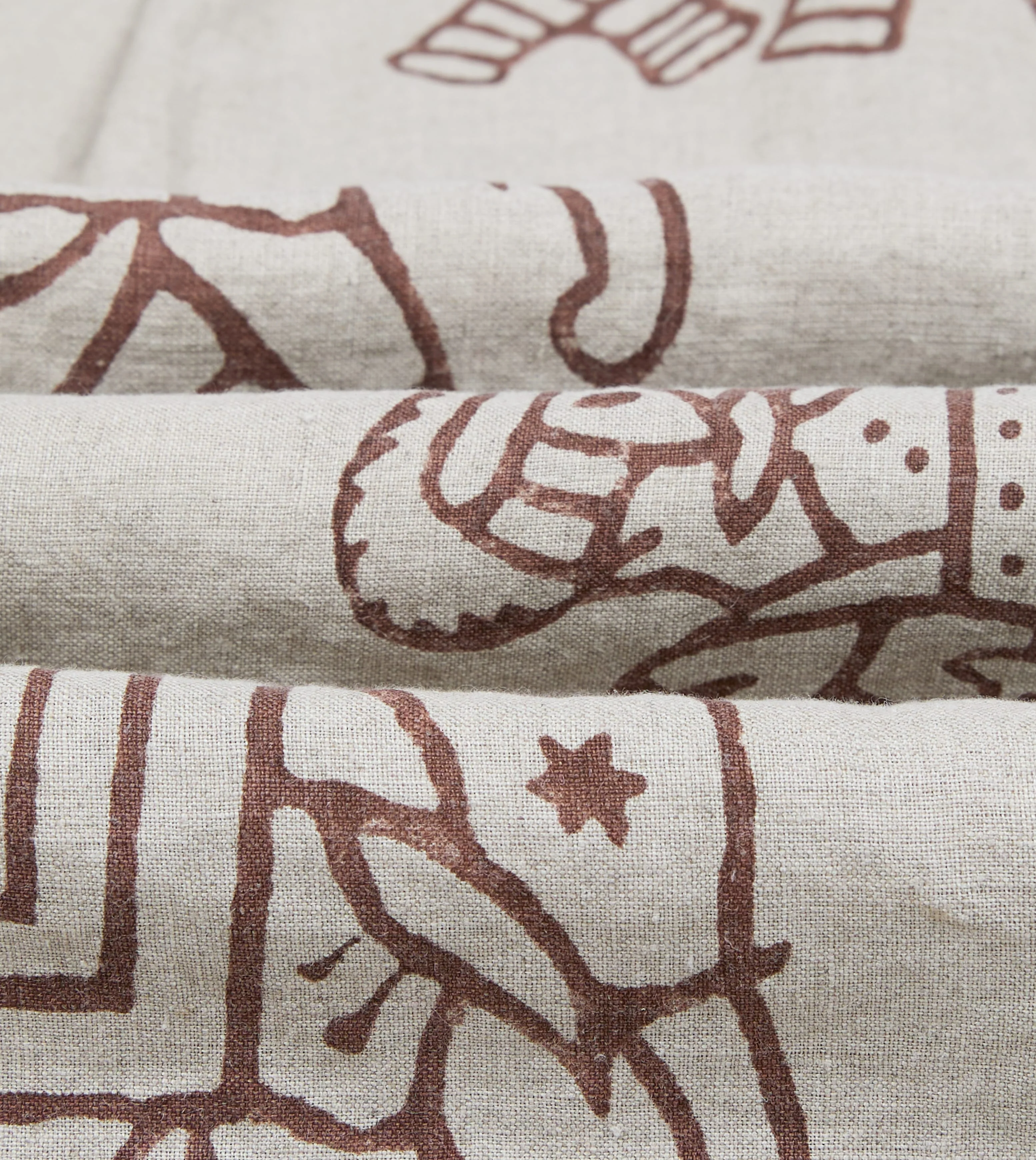 White Elephant Block Print Linen Camp Collar Long Sleeve Shirt - Image 3
